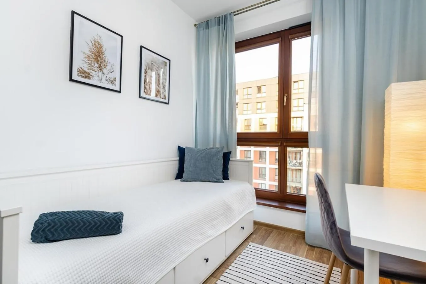 Pineapple Apartment Ochota, 3 Rooms, Parking Warszawa Polen