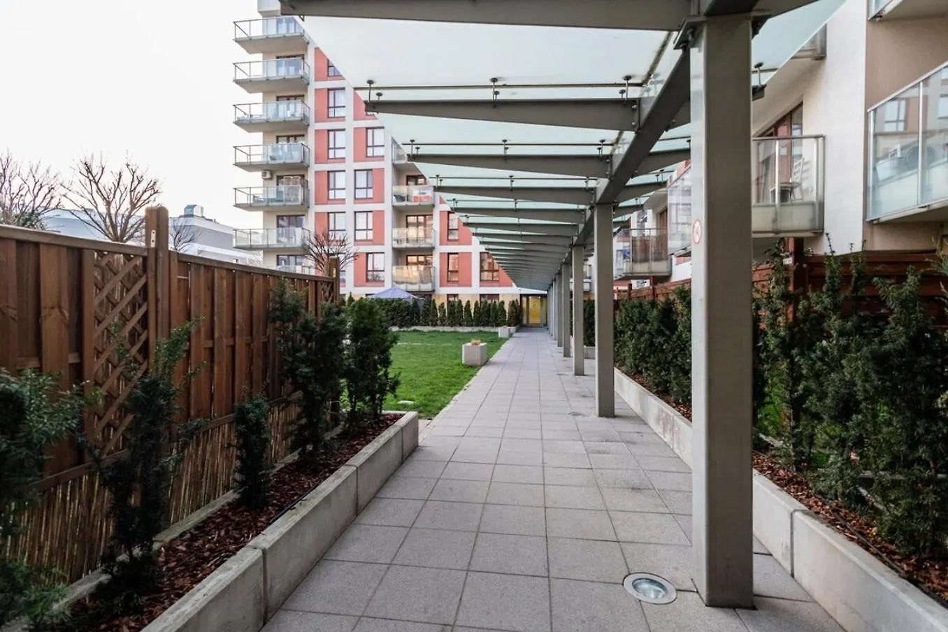 Pineapple Apartment Ochota, 3 Rooms, Parking Warszawa
